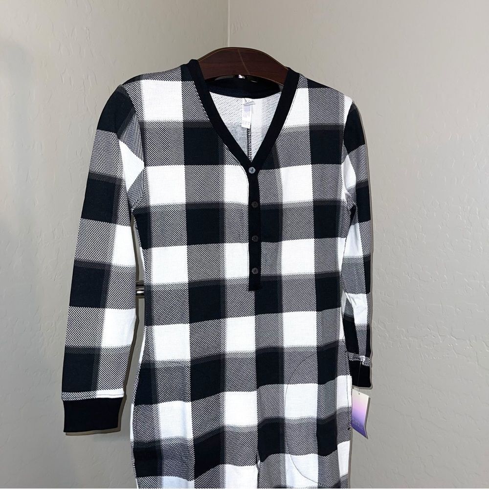 STARS ABOVE Women’s Thermal One Piece Pajamas in Black and Cream Size XS NEW - Picture 7 of 15